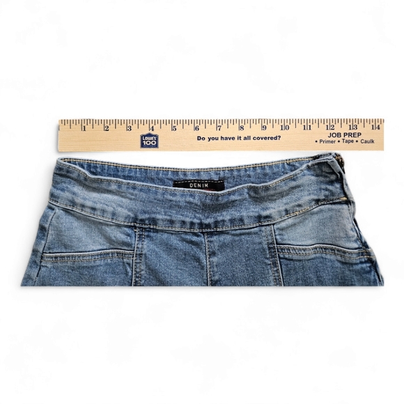 Jealous Tomato Flare Leg ( tapered) Denim Jeans Size Large Womens - Picture 5 of 7